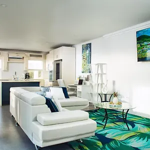 La Vue De - Luxury In Bird Rock Apartment
